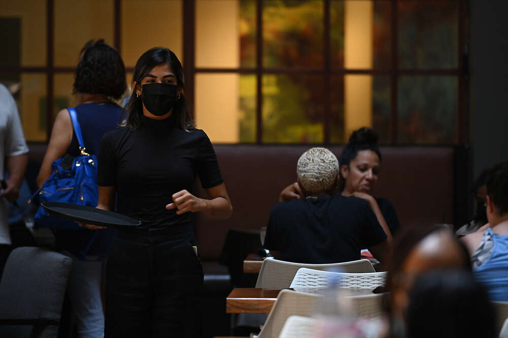 Nuevo salario mínimo excluye al sector agrícola, los que reciben propina y a todo el gobierno