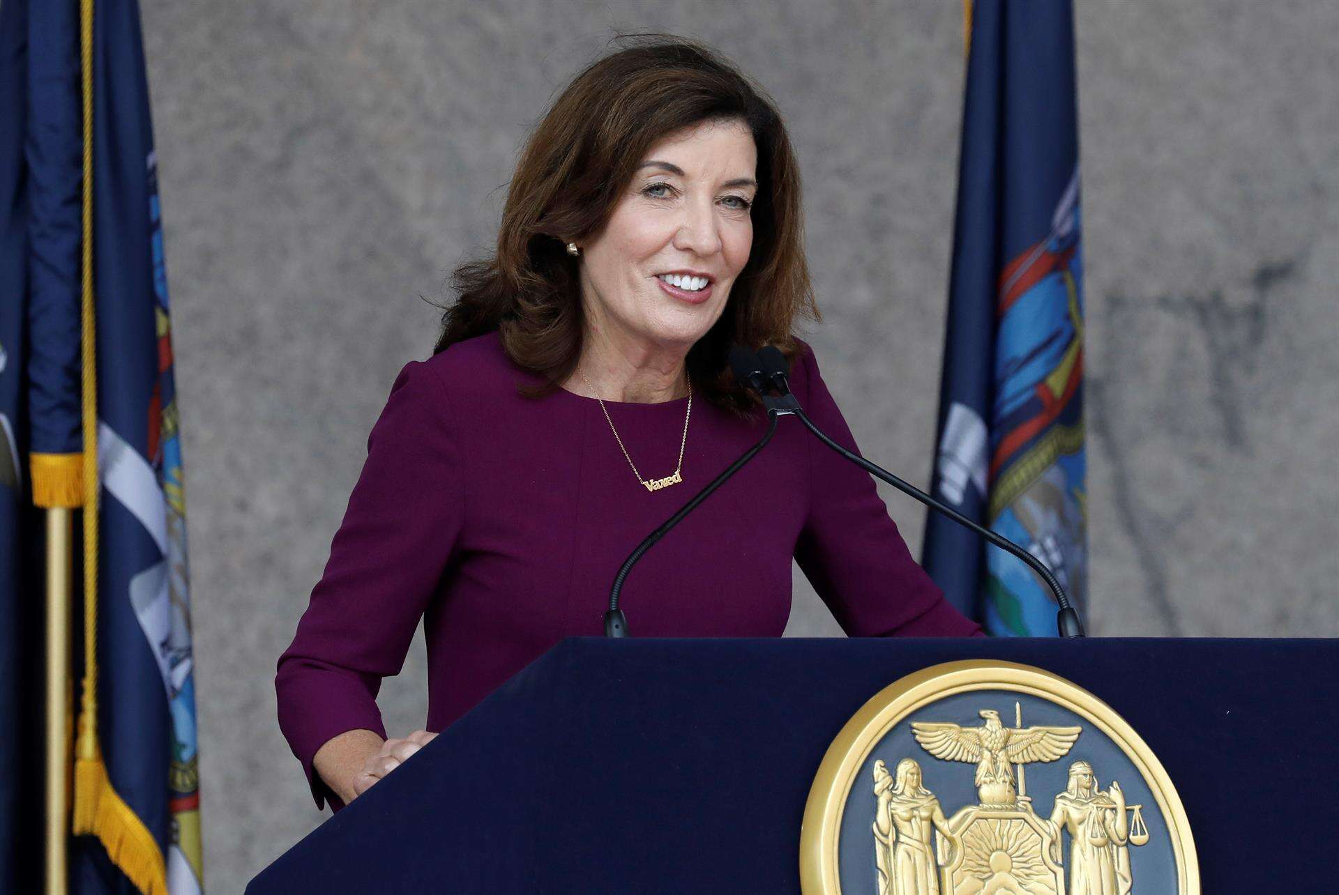 Guardia Nacional reemplazará a trabajadores de salud de Nueva York que rechazan vacunarse