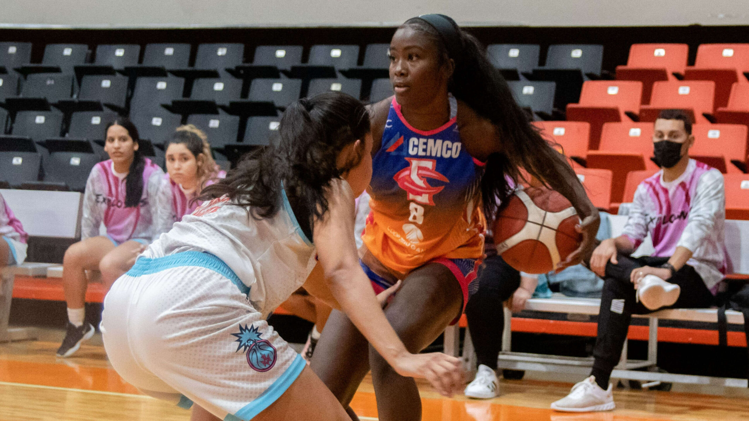 Cangrejeras logran el pase a la semifinal del baloncesto femenino