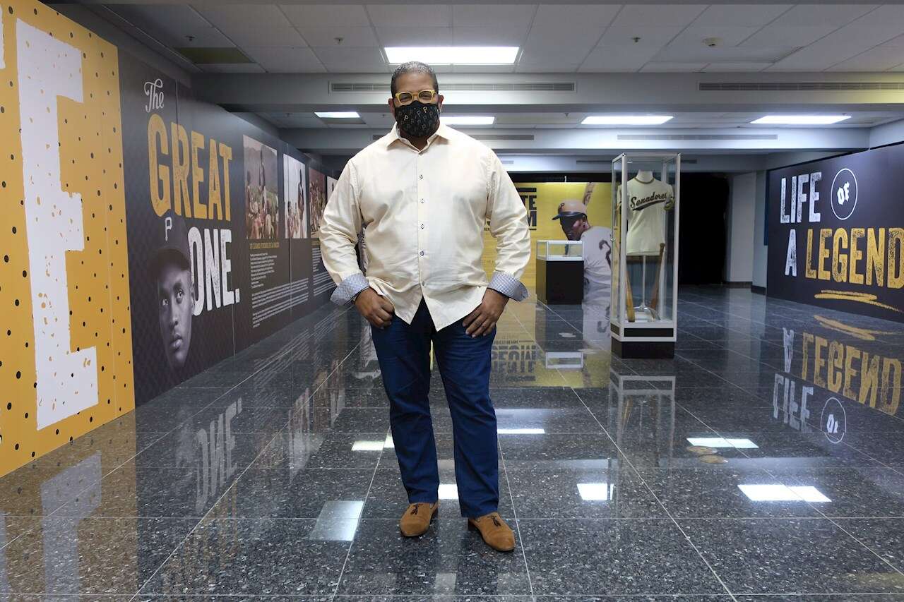 Nueva exhibición sobre Clemente en el Museo del Deporte