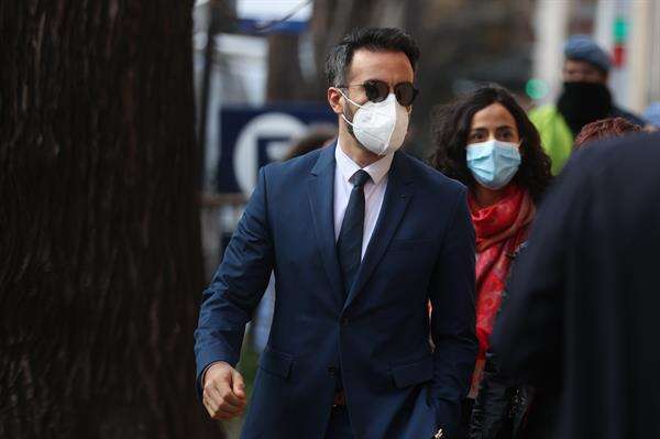 Imputados por la muerte de Maradona se presentan ante la Justicia