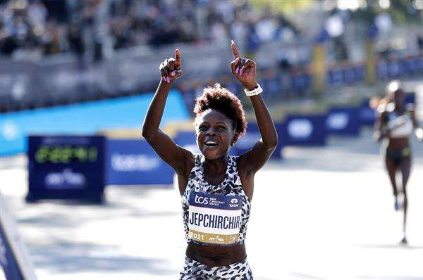 Jepchirchir revalida su título en el Maratón de Nueva York