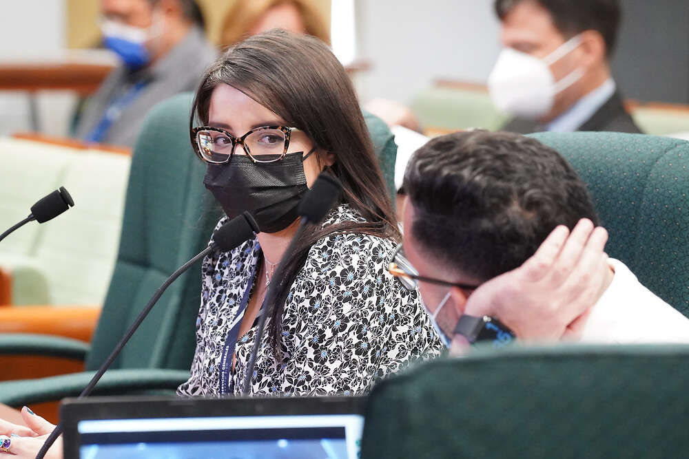 Expulsan del gobierno empresas relacionadas a esquemas de corrupción