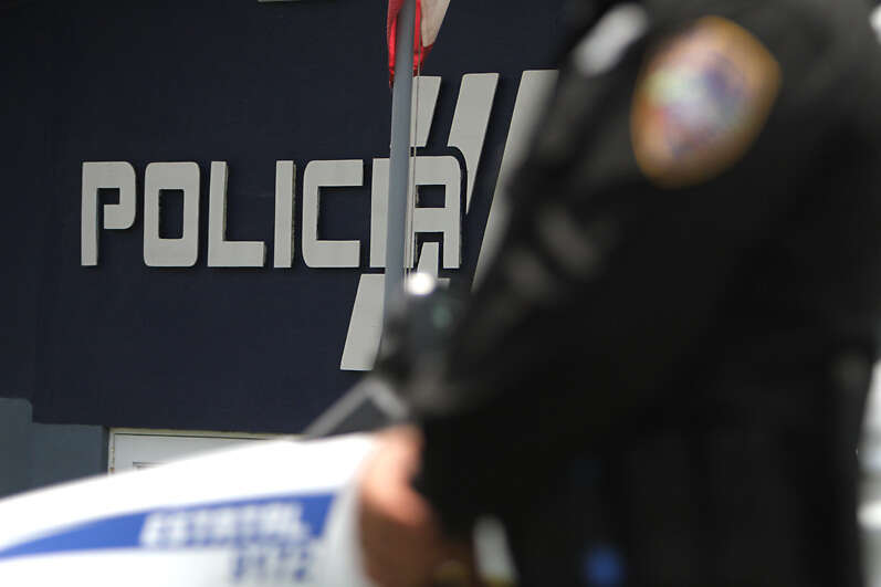 Hombre agrede a su abuela y tío en Guaynabo