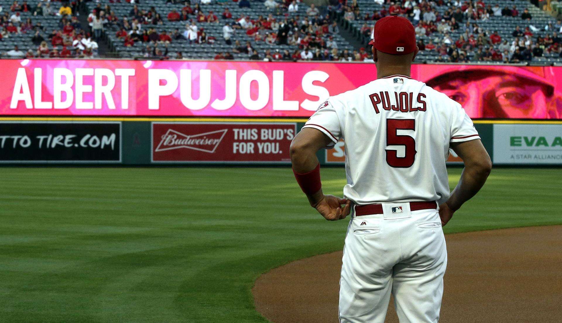 Albert Pujols se despide del béisbol dominicano