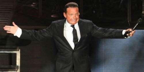 Biografía de Luisito Rey desvela la dura niñez de Luis Miguel