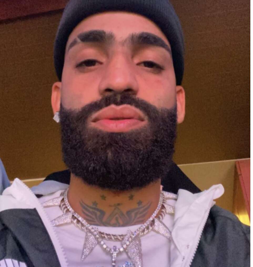 Arcángel recuerda a su hermano y dice que no confía en el proceso judicial