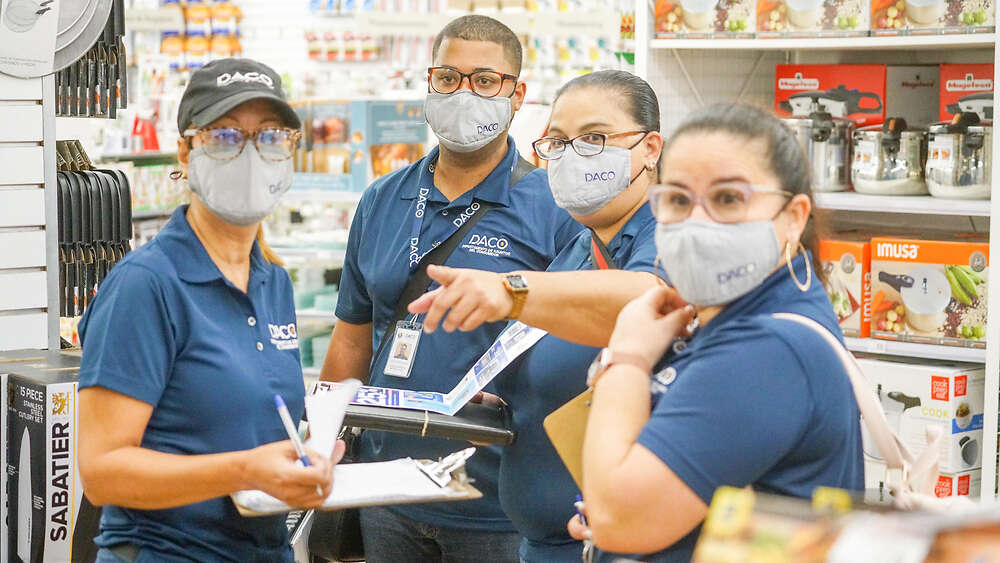 DACO llevó a los tribunales a otros 13 comercios que incumplen con los consumidores