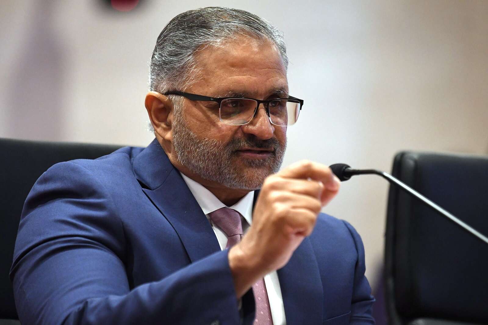 Díaz Reverón sigue sin los votos para ser aprobado en el Senado