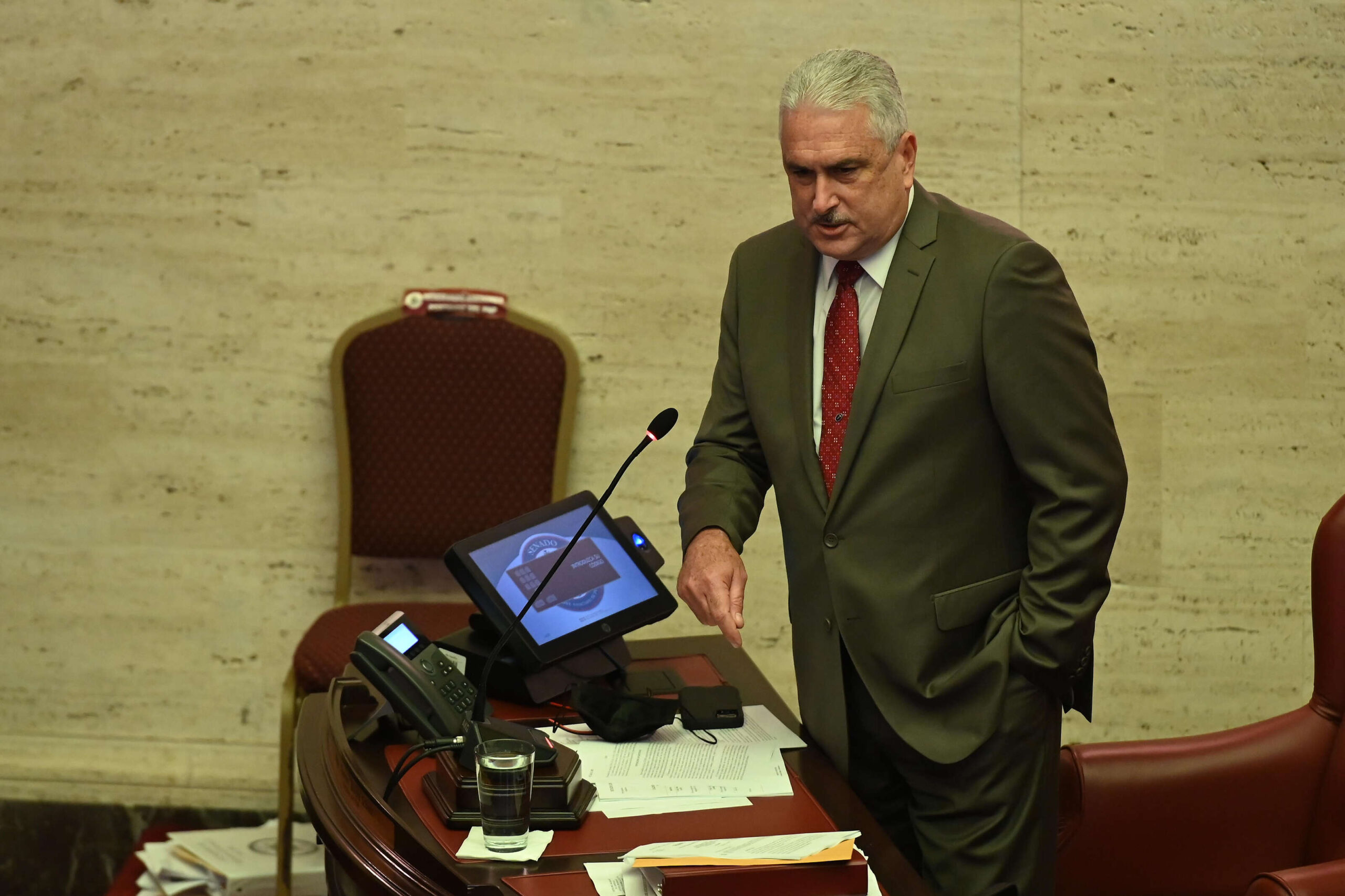 Rivera Schatz pide a la Procuradora de las Mujeres que se limite a sus funciones