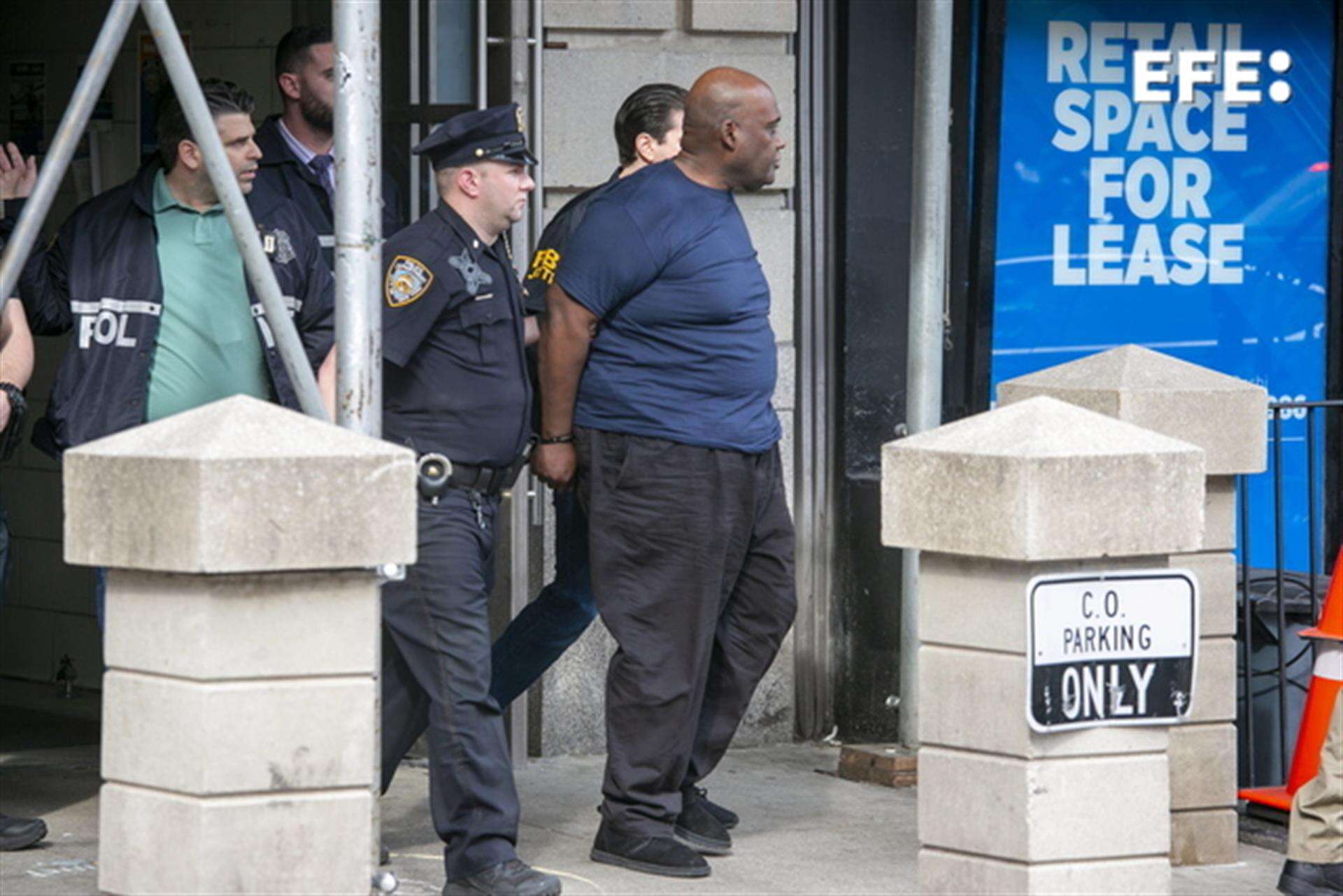 Prisión sin fianza para el sospechoso del tiroteo en tren de Nueva York