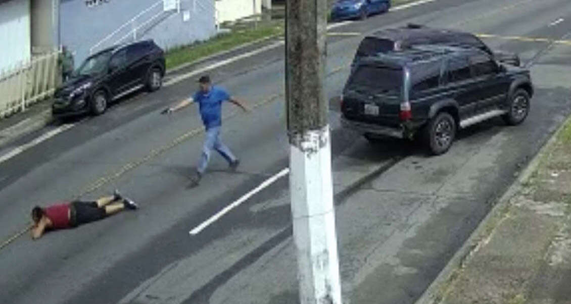 Radicarán hoy cargos a sospechoso de asesinato a plena luz del día en Carolina