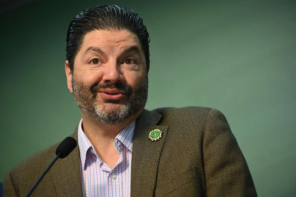 Representante Ángel Matos propone suspender pago de peajes por cuatro meses