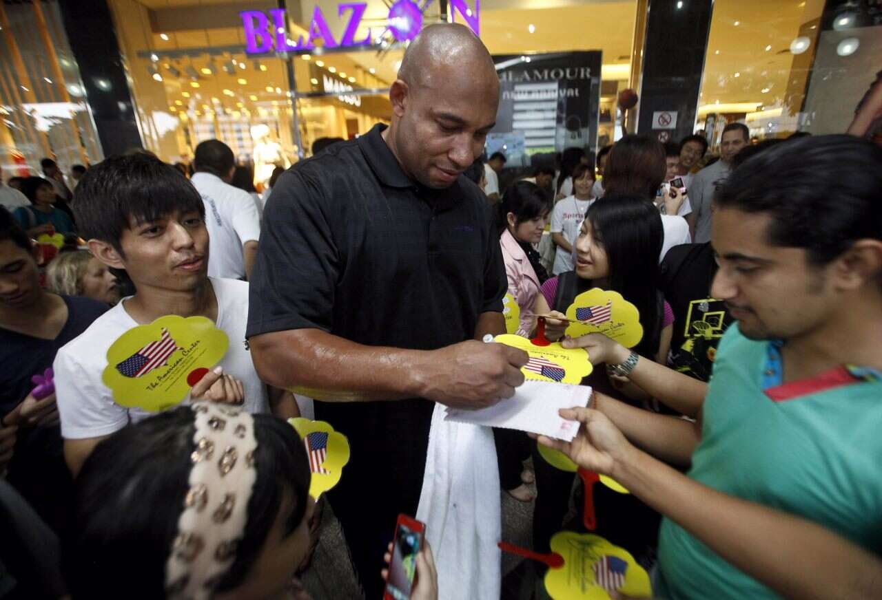 Nuevo dirigente para los Lakers