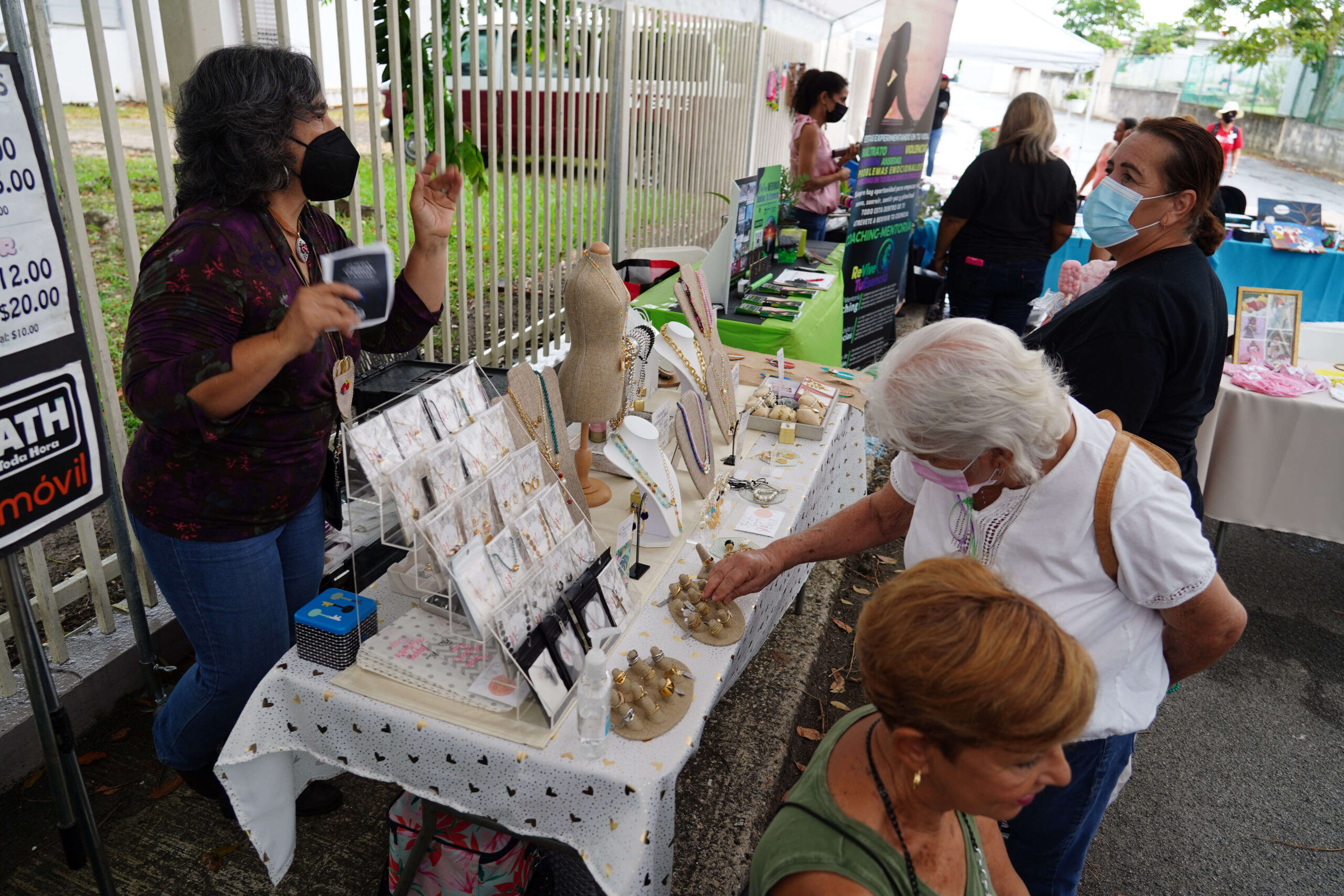 Exitoso el segundo Mercadillo de Cáritas de Puerto Rico