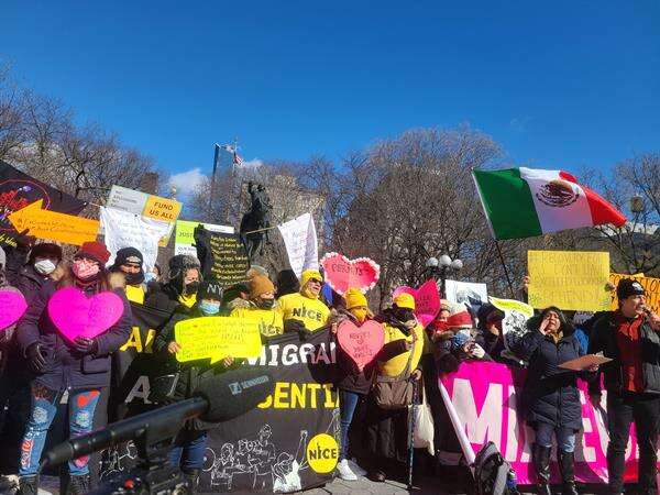 Estados Unidos extiende por año y medio permisos de trabajo para inmigrantes