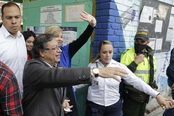La izquierda gana por primera vez la presidencia de Colombia con Gustavo Petro