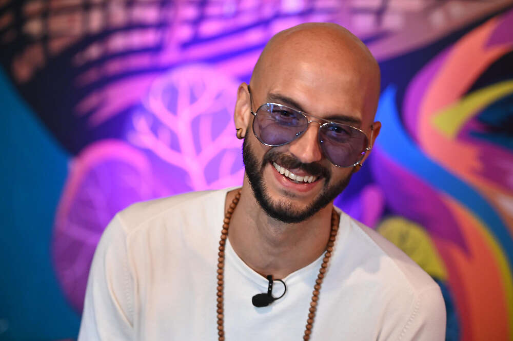 Sie7e regresa a la escena musical con su sencillo «Layback»