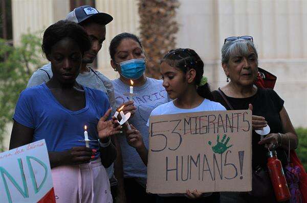 Seis de los 53 migrantes fallecidos en un camión en Texas aún no han sido identificados