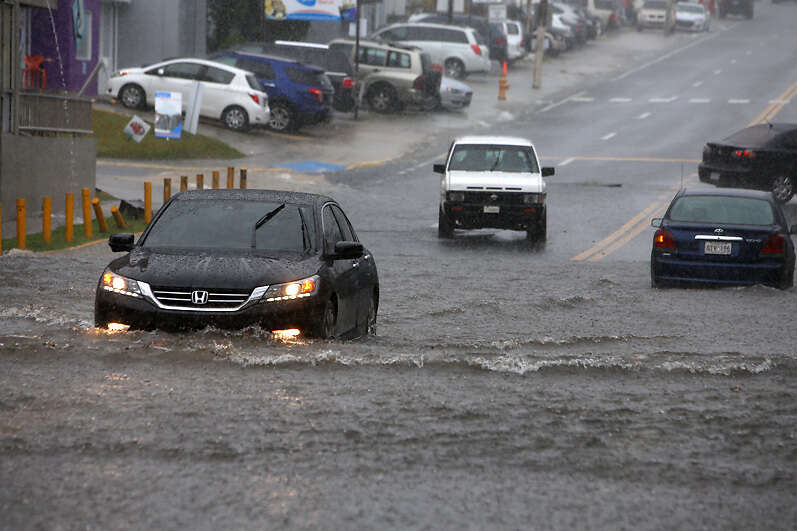 Emiten advertencia de inundaciones para seis municipios de la zona oeste