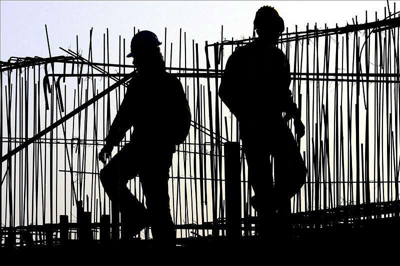 Se reduce a 5.9% la tasa de desempleo en julio