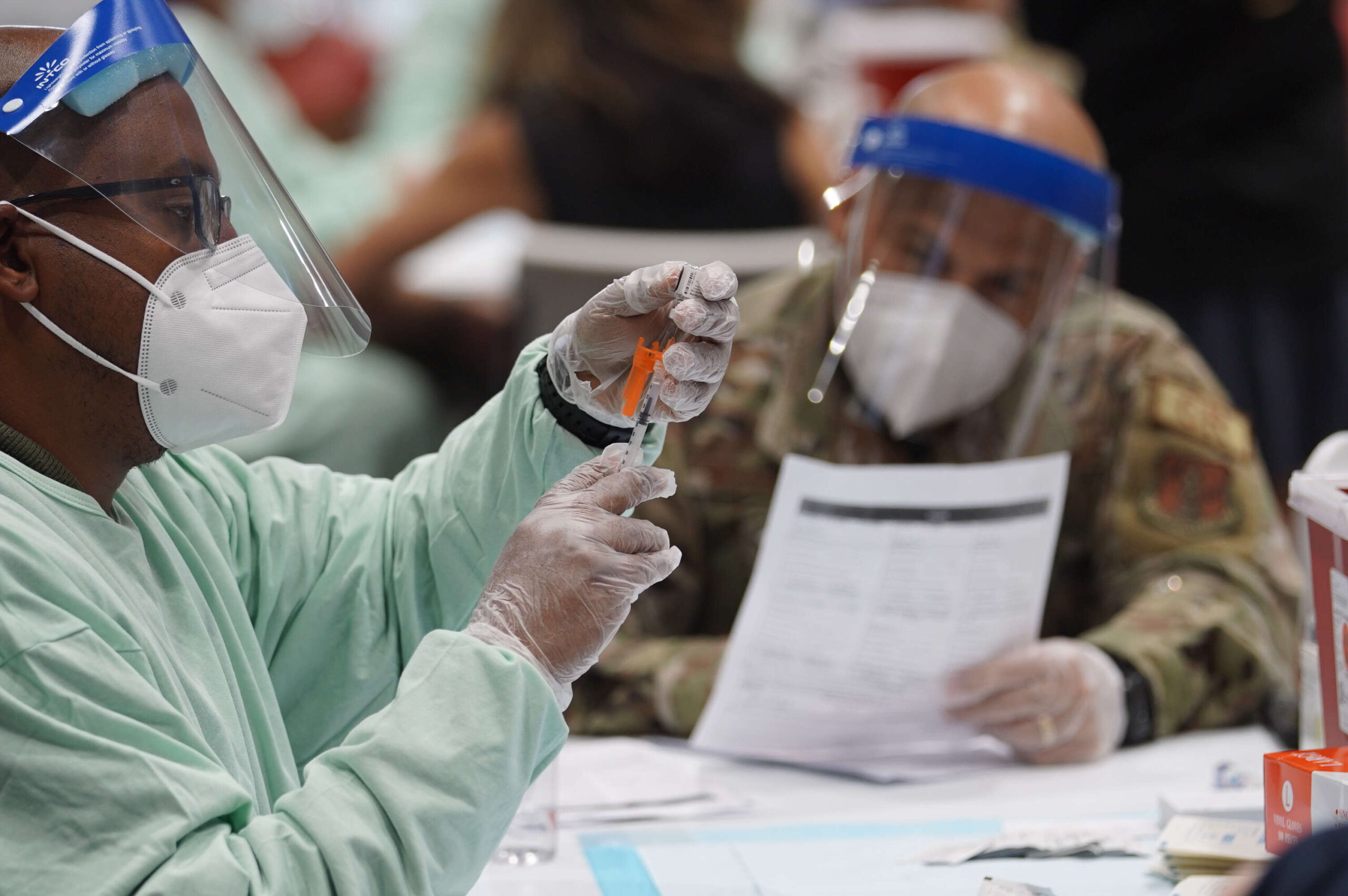 Agregan 10 personas a las bajas por covid-19