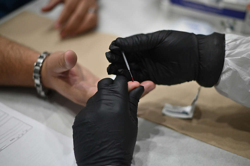 Covid-19: Salud no reporta muertes, mientras 386 personas siguen hospitalizadas