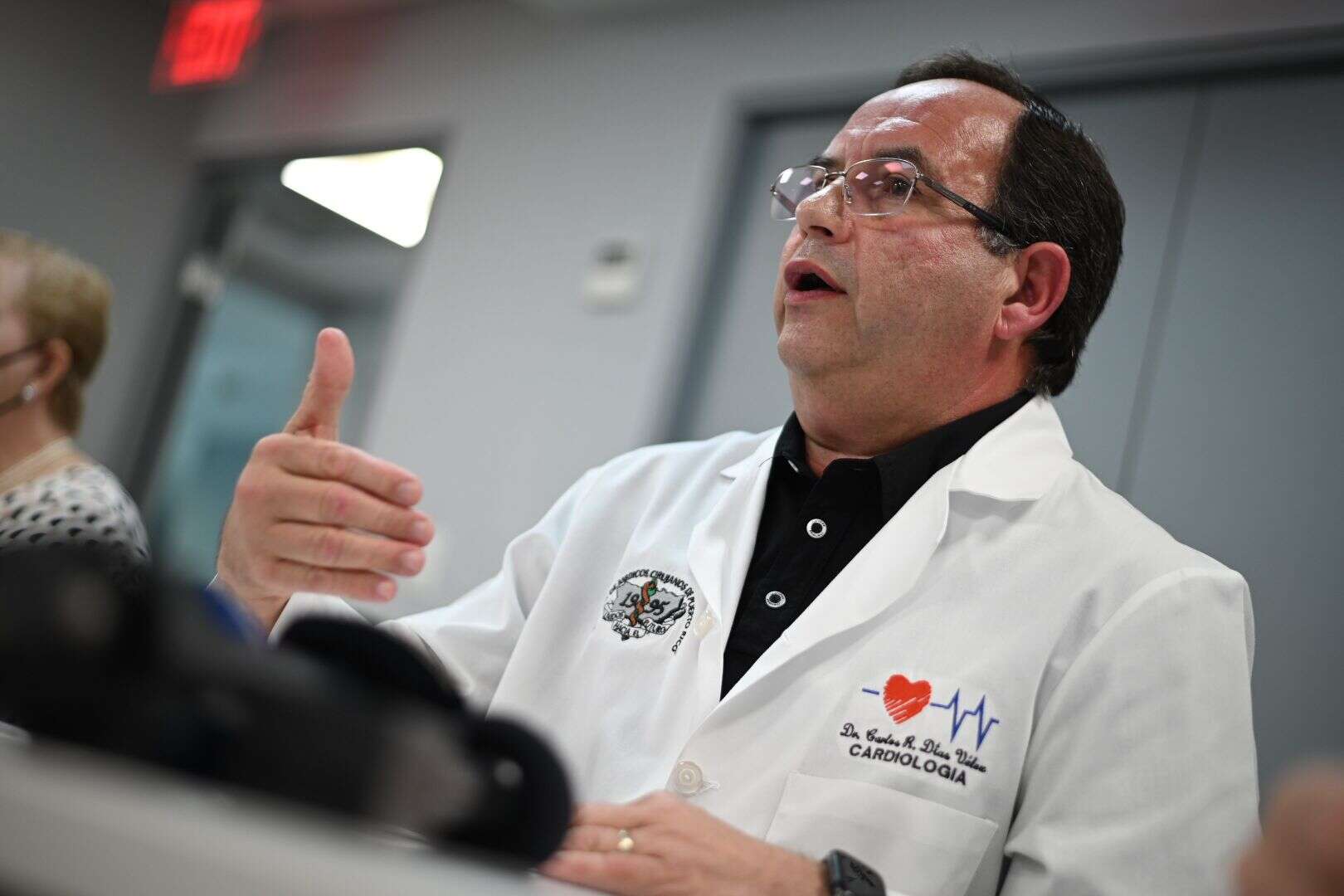 Colegio de Médicos implora acción legislativa para que sistema de salud no colapse