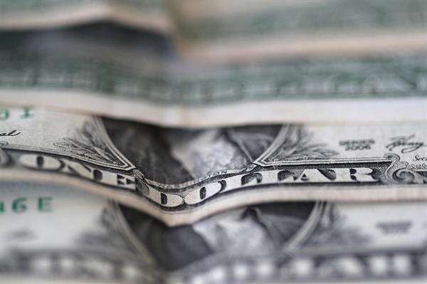 Salario promedio en Puerto Rico aumentó durante el pasado año