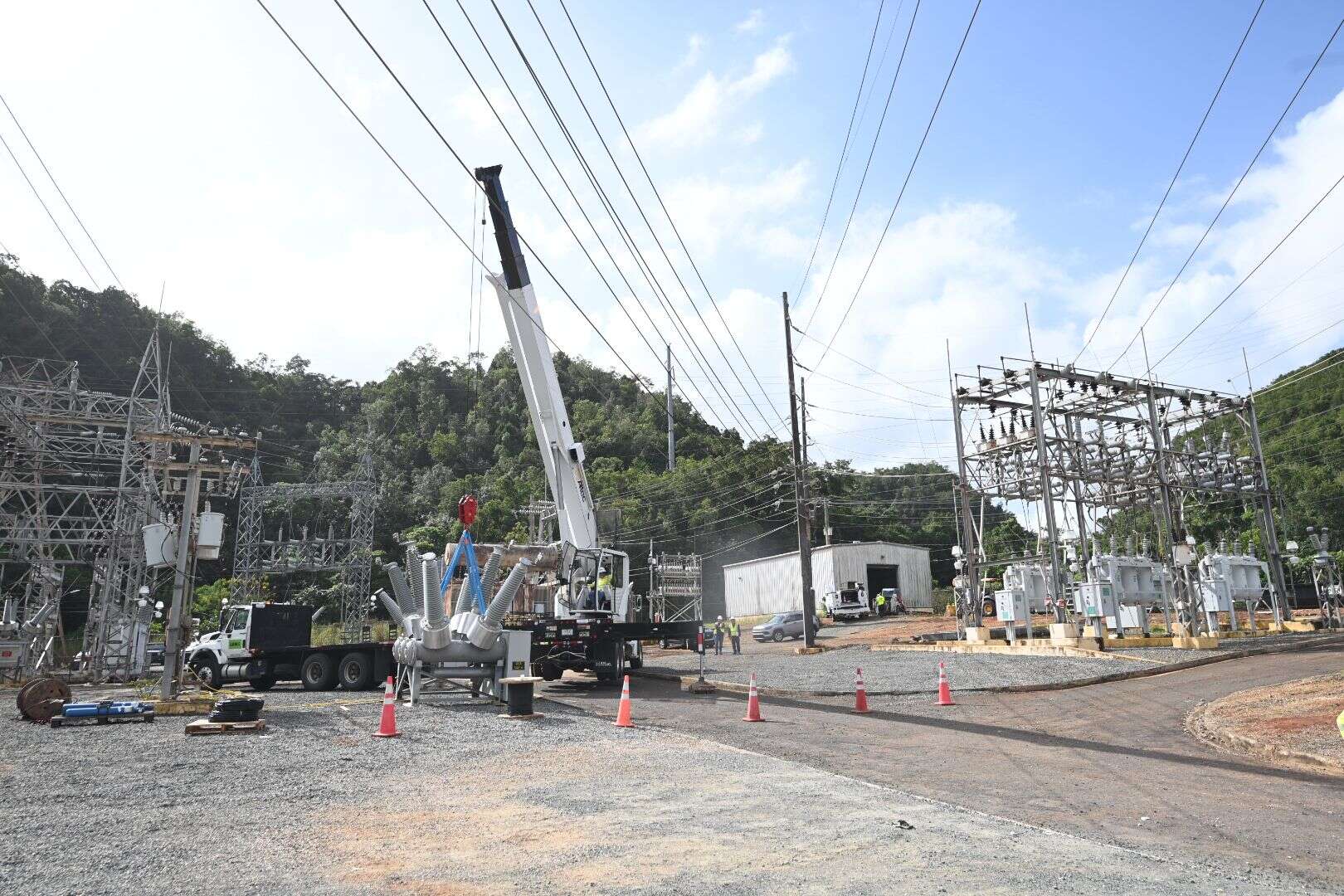 LUMA comenzará reconstrucción en subestación de Manatí