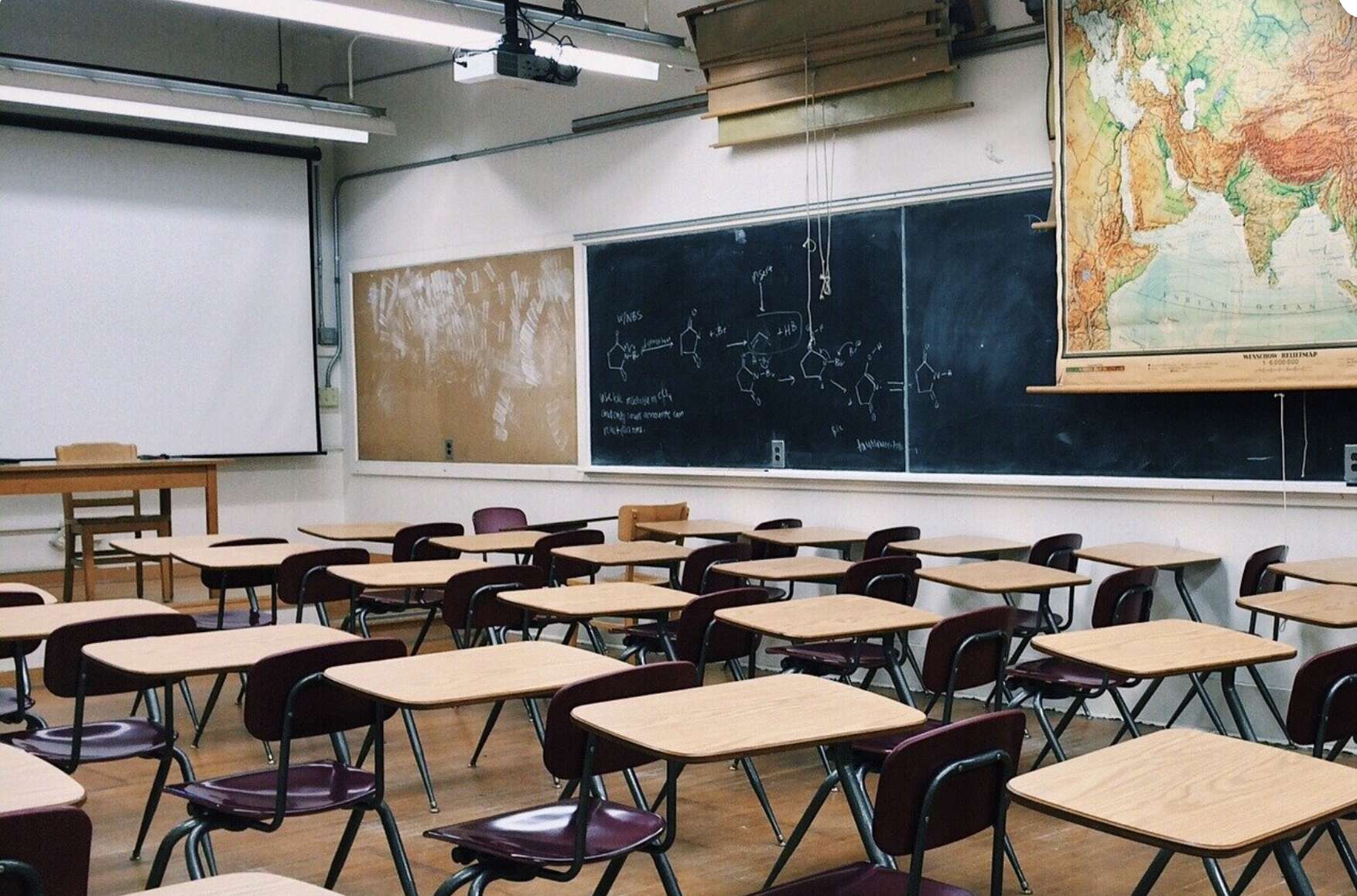 Quitan armas de fuego a madre de menor que amenazó con tirotear escuelas en San Juan