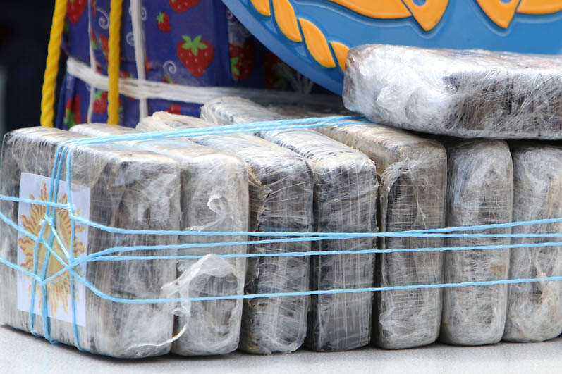 Dos personas murieron en intercambio de disparos con agentes federales en altamar