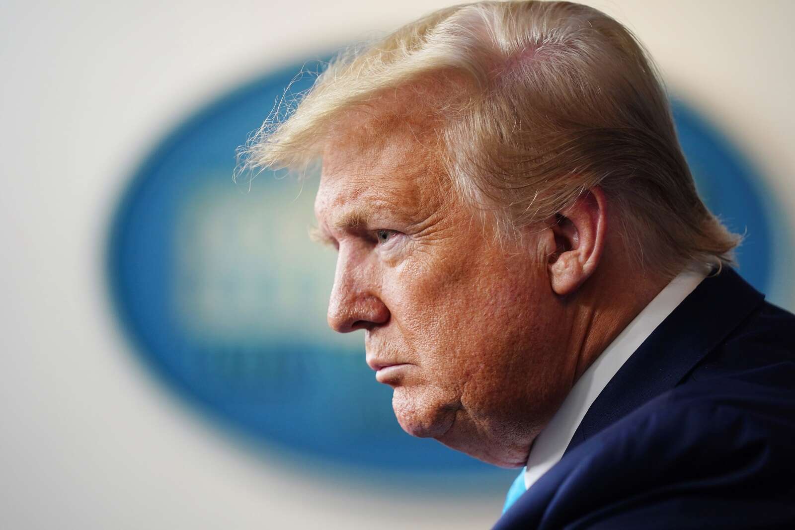 El expresidente Trump dice que será arrestado y llama a protestar