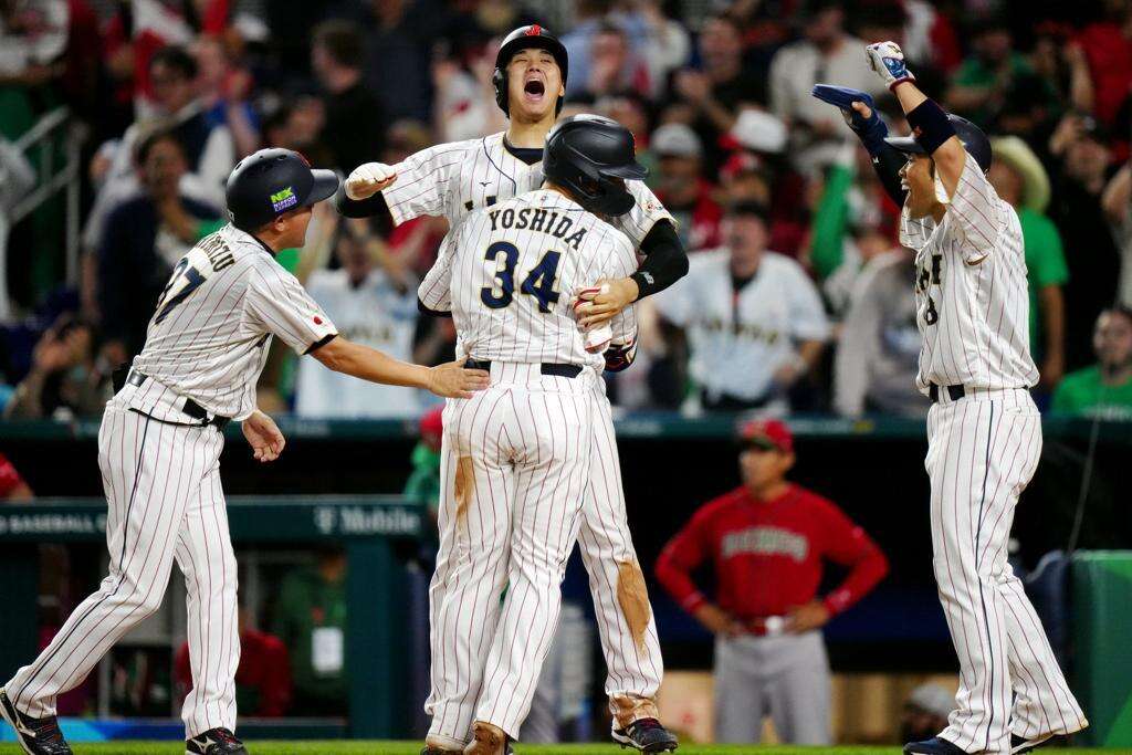 Japón remonta y deja sobre el terreno a México en ruta a su tercera final de un WBC