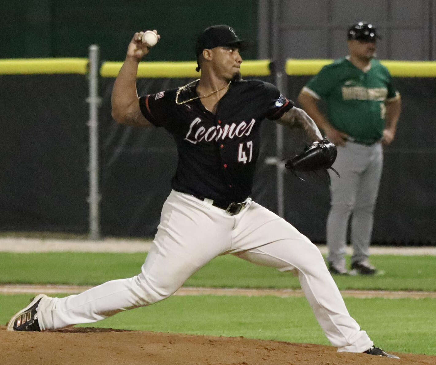 Miguel Mejía logra su séptima victoria
