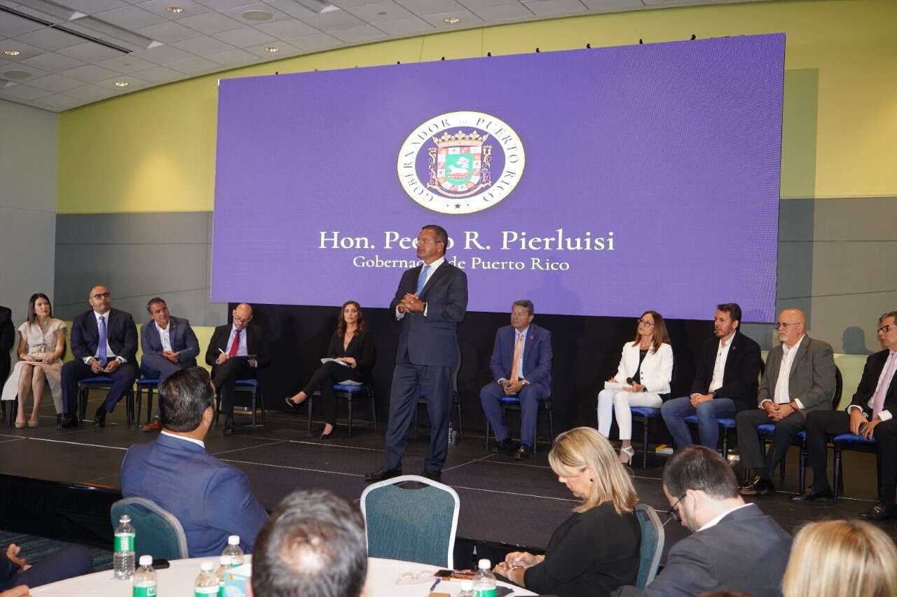 Para Pierluisi es prematuro hablar de aumento a la luz, pero no responde cómo pagará pensiones