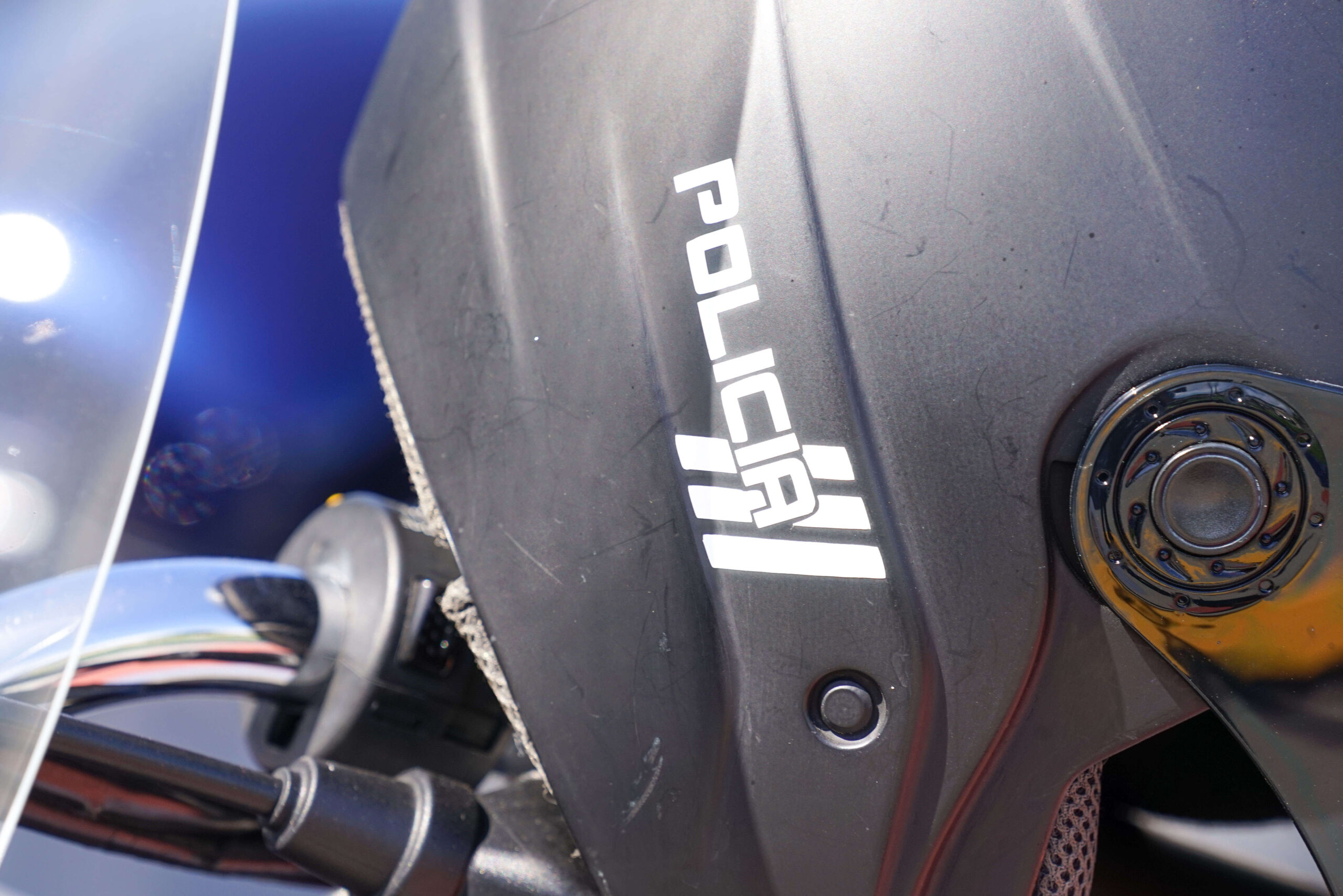 Denuncian dos contratistas que cobraron miles por arreglos a casas y ahora no aparecen