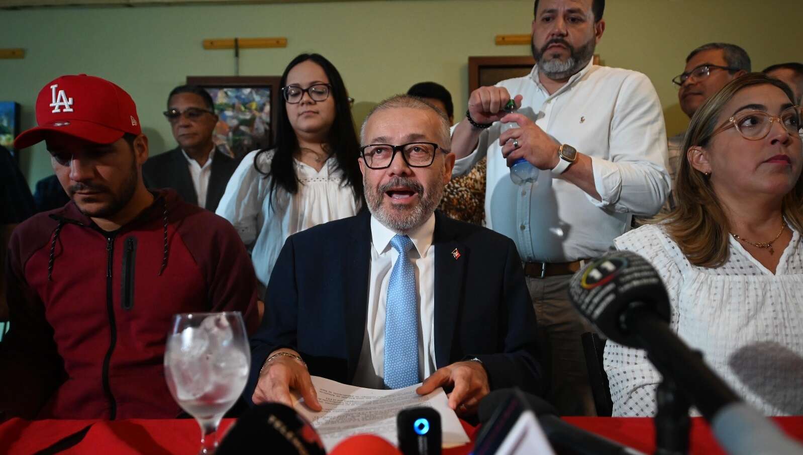 Por fe, sin pruebas, el Alcalde de Ponce reclama su inocencia