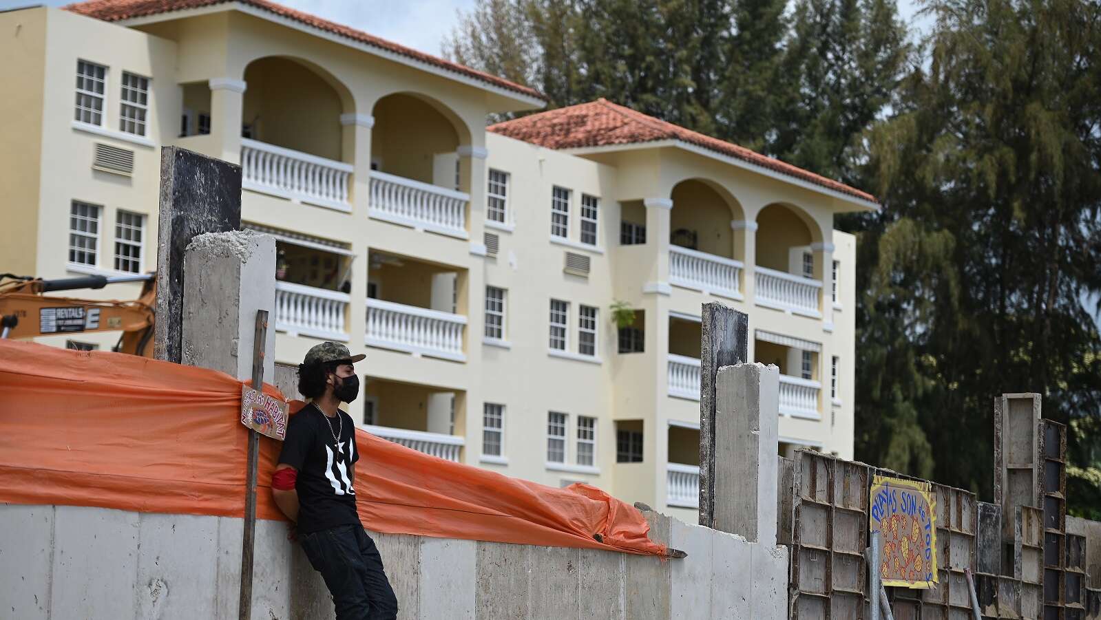 JP pide multa de $100,000 contra dueños de apartamentos en Sol y Playa