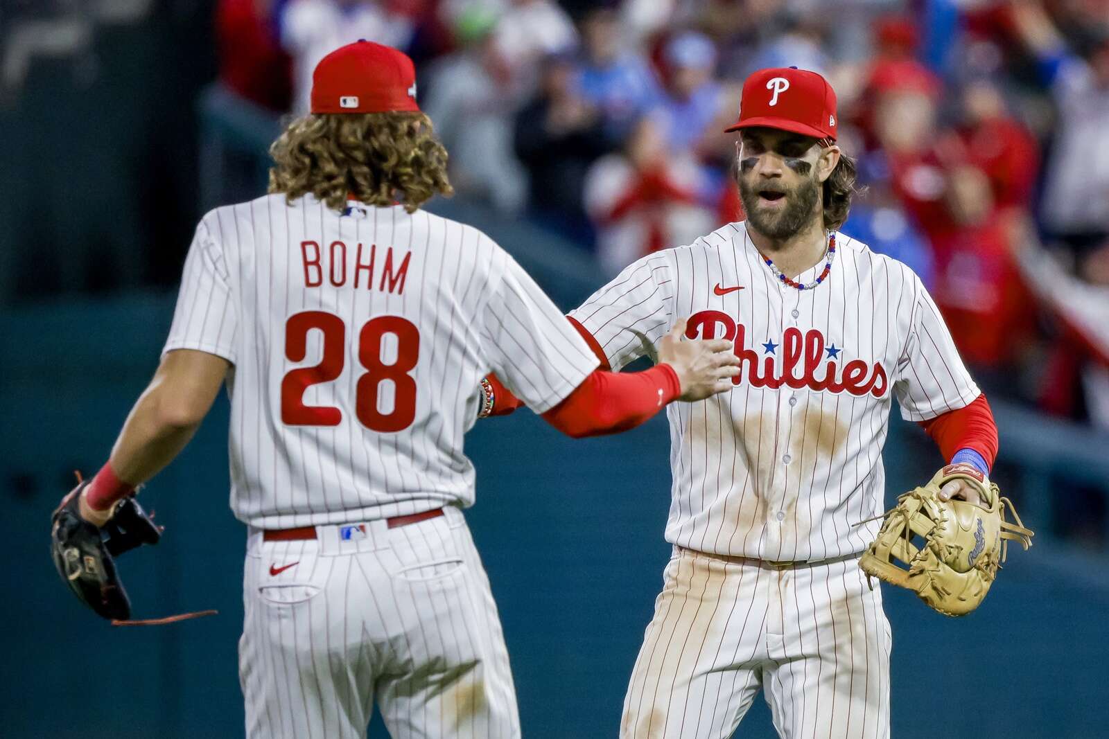 Filis apabullan a D’Backs para su segunda victoria