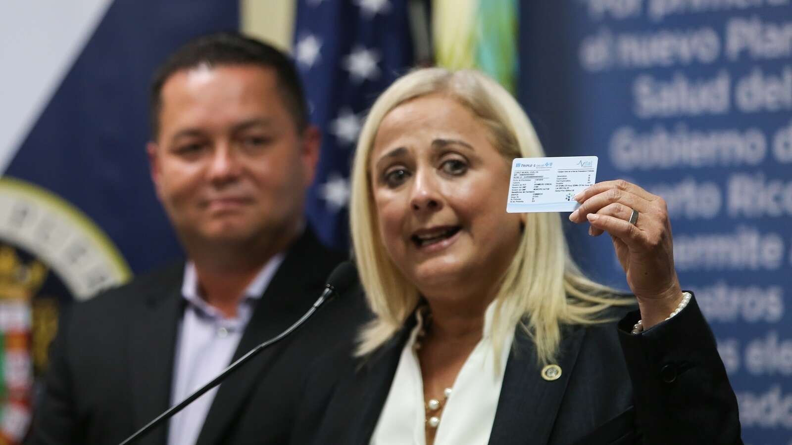Como agarrar arena, se le sigue escapando caso de Educación a fiscalía federal