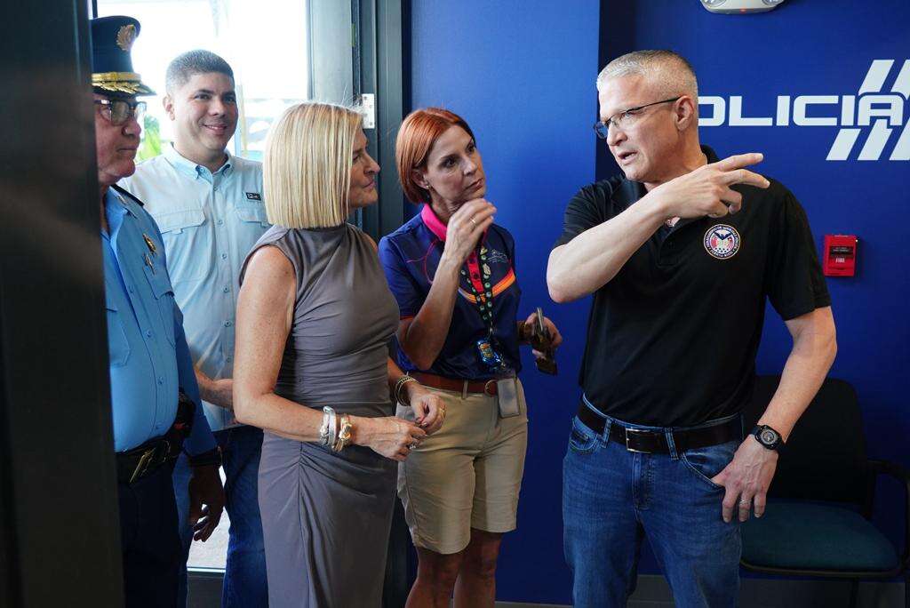 Inauguran cuartel de la Policía en el Distrito T-Mobile