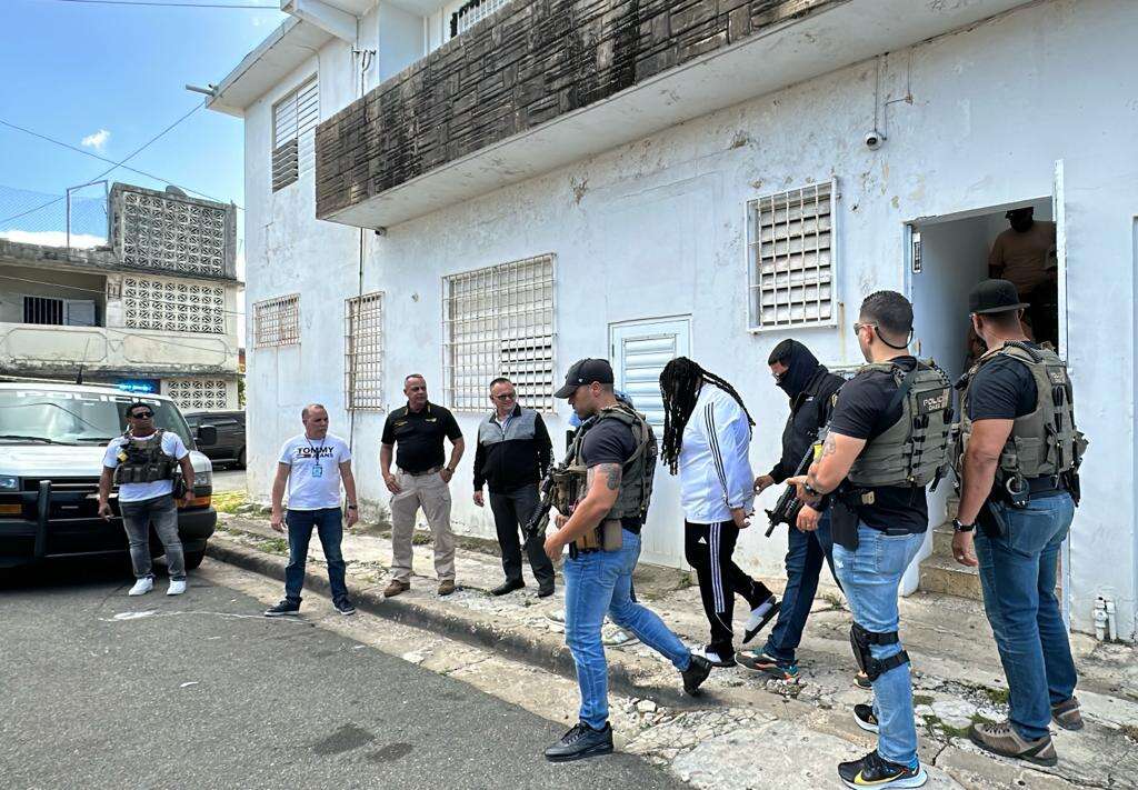 Policía arresta a líder y miembros de la FARC