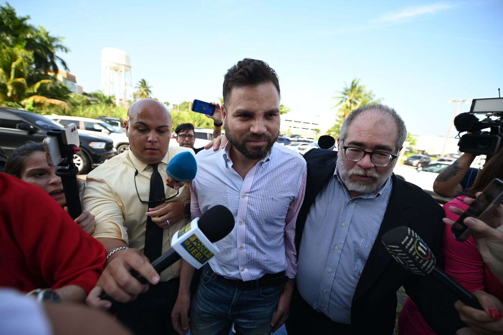 Policía entrevistará hoy al Cano Delgado sobre masacre en su negocio