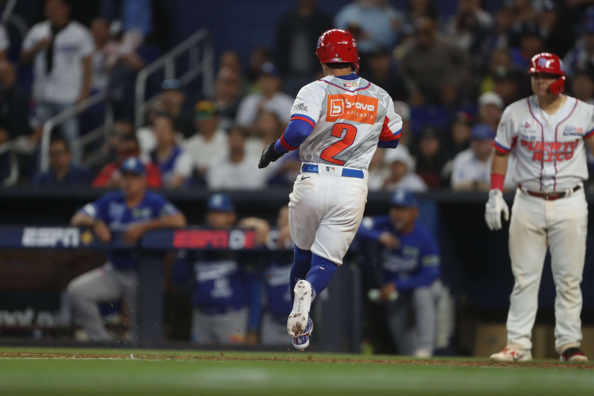Puerto Rico abre con triunfo la Serie del Caribe