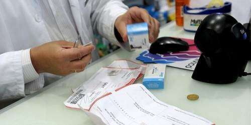 A discusión en el Senado proyecto que prohíbe que aseguradoras interfieran con recomendaciones médic