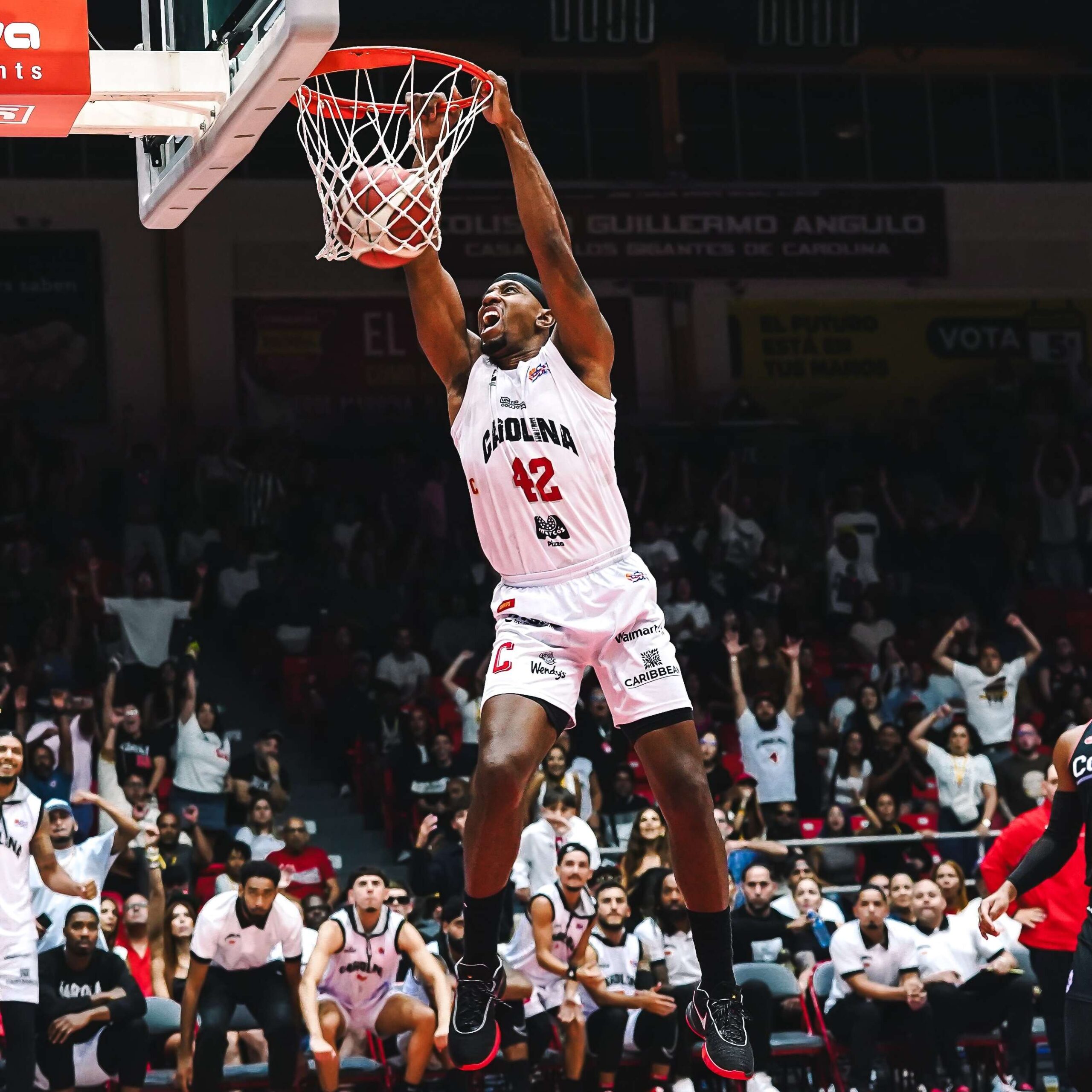 Victorias para Carolina y Manatí en el BSN