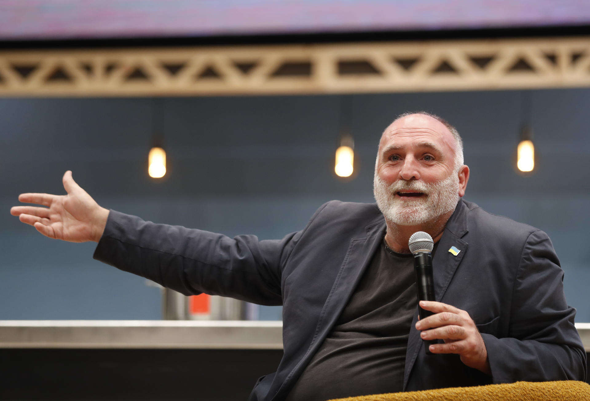 Afirma que Israel  libra «una guerra contra la humanidad misma»