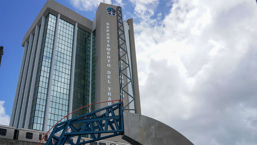 Sigue fija en 5.8% la tasa de desempleo durante el mes de abril