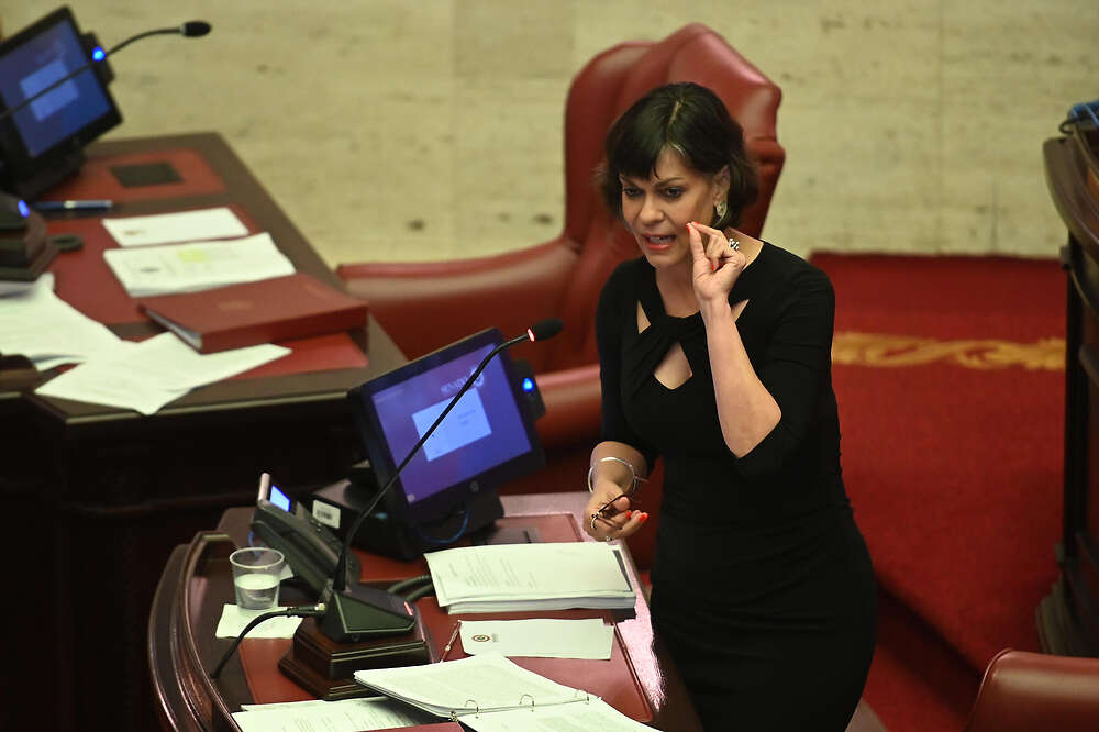 Aprueban paquete de medidas para agilizar la otorgación de permisos